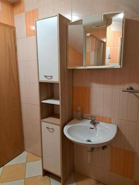 Guest House Pri Treh Lipah Ptuj Zewnętrze zdjęcie