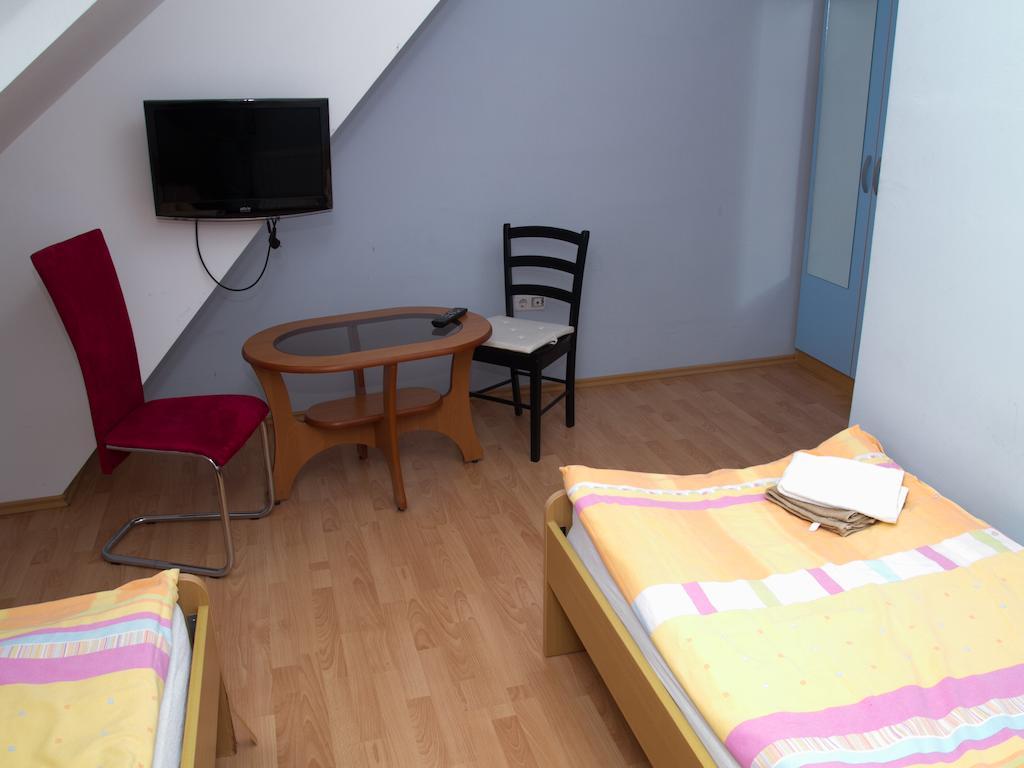 Guest House Pri Treh Lipah Ptuj Zewnętrze zdjęcie